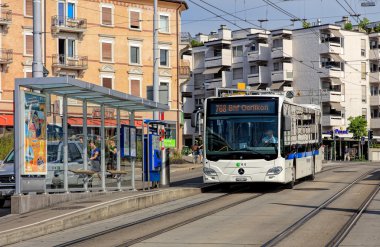 Zürih'te vbg otobüs