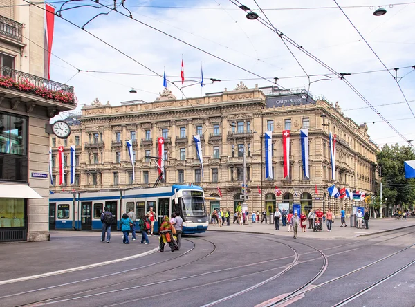 Placu Paradeplatz w Zurych, Szwajcaria — Zdjęcie stockowe