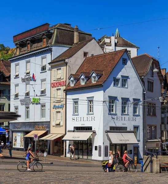 Budovy ve starém městě města Basilej — Stock fotografie