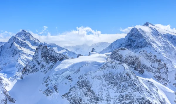 Alpes, vista do topo do Monte. Titlis em Suíça — Fotografia de Stock