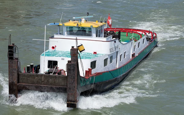 Fogel Gryff towboat on the Rhine river — Stock Photo, Image