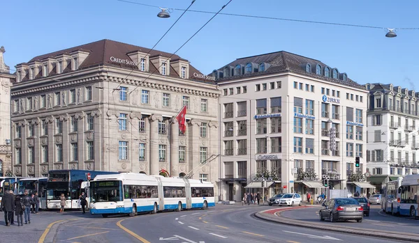 Schweizerhofquai quay i Luzern — Stockfoto