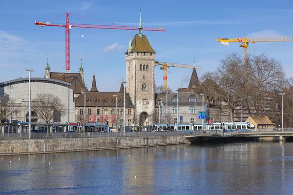 Zurich cityscape with the Swiss National Museum — Stock Photo, Image