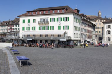 Rapperswil'deki Fishmarktplatz Meydanı