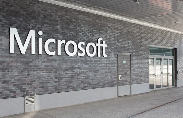 Entrance to the Microsoft Switzerland company office in Wallisellen — Stock Photo, Image