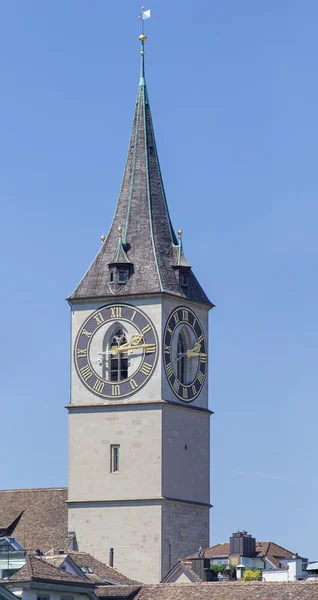 Torre del reloj de la Iglesia de San Pedro en Zurich —  Fotos de Stock