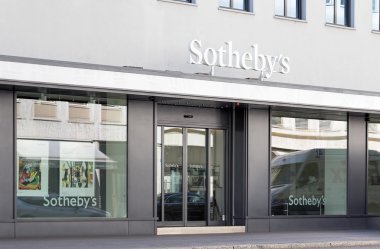 Zürih'te Sotheby's office giriş