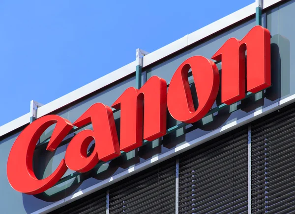Canon ofis binası üzerinde oturum