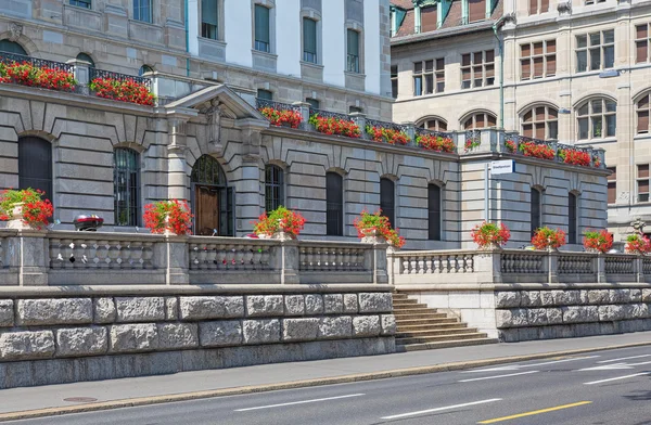 Fachada del edificio de la Policía Municipal de Zurich — Foto de Stock