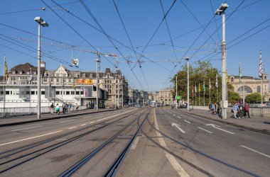 Bahnhofbruecke bridge in Zurich