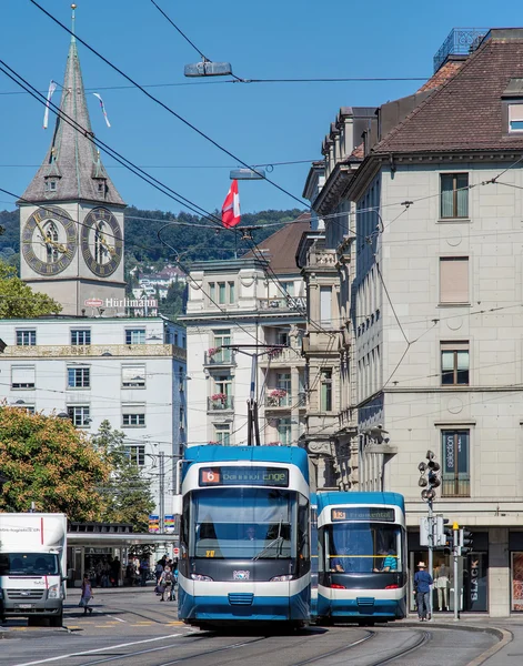 Цюрихский трамвай — стоковое фото