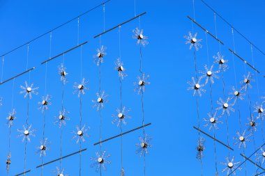 Zürih'te Noel aydınlatma lambaları