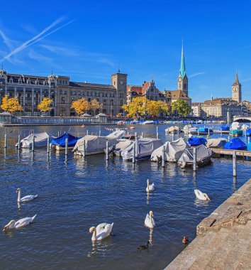İsviçre, Zürih 'te Limmat Nehri
