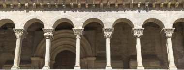 Romanesk sütunları segovia, İspanya