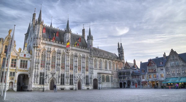 Burg torget och fasaden av gotiska staden hal, Brugge, Belgien — Stockfoto