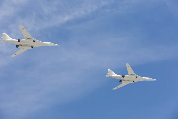 Сверхзвуковые стратегические бомбардировщики Ту-160 (Белый лебедь) ) — стоковое фото