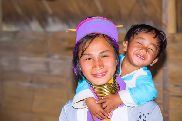 Karen tribal woman with her son — Stock Photo, Image