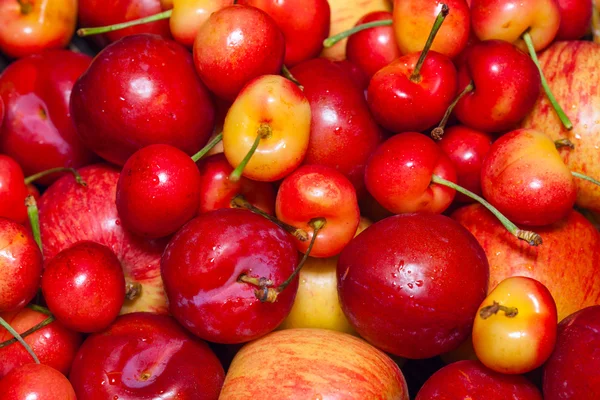 Pilha de frutas de perto — Fotografia de Stock