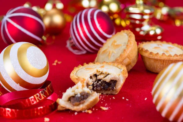 Traditional Christmas mince pies — Stock Photo, Image