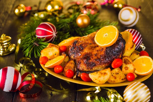 Anatra al forno di Natale — Foto Stock