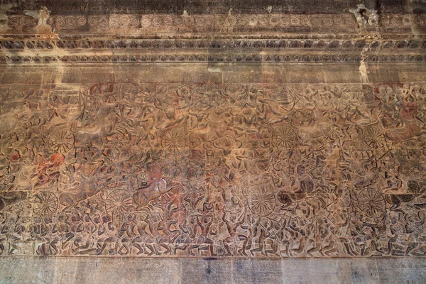 アンコール ワット寺院、カンボジアでの古代クメール浮き彫り — ストック写真