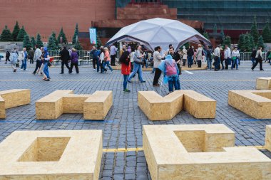 Moskova, Rusya - 05 Haziran 2016: Kızıl Meydan'da Açık Kitap Fuarı