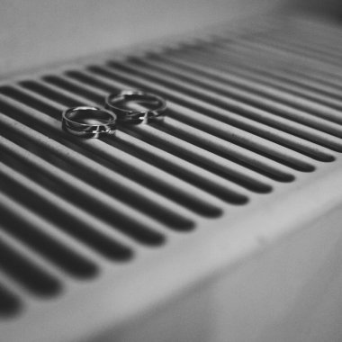 Evlilik yüzükleri.