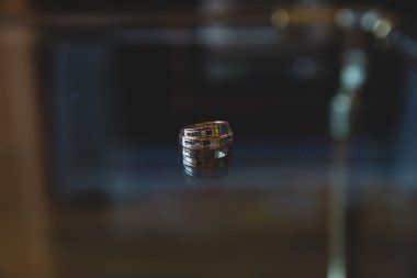 Evlilik yüzükleri.