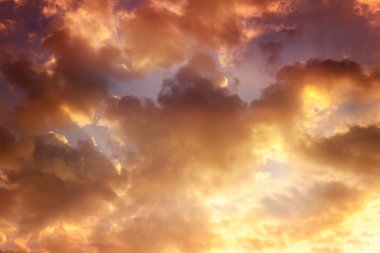 Картина, постер, плакат, фотообои "оранжевое небо, облака и солнце за облаками, солнце, восход и s
", артикул 52445647