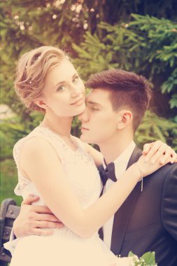 Yavaşça gelin damat kisses