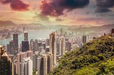 Hong Kong, şehir ve Victoria Peak yuvasından görünümü