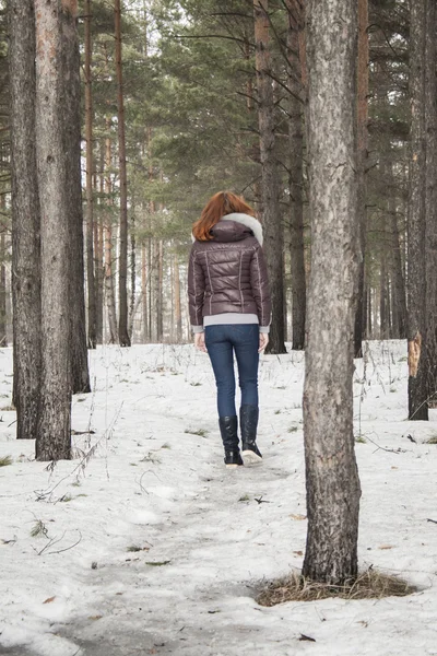 The red-haired girl — Stock Photo, Image