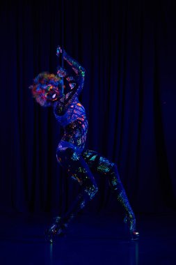 seksi kadın striptiz dans