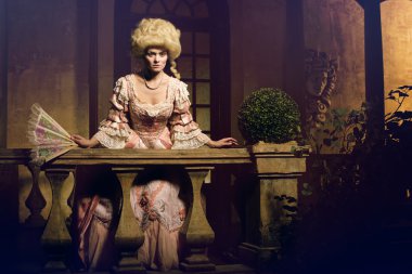 Victoria kadın Vintage iç poz 