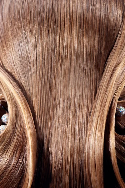 美しい髪留めとヘアスタイル — ストック写真