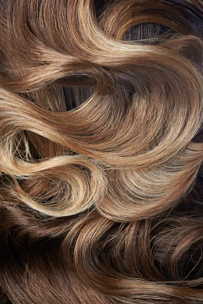 Piękne fryzury brązowe włosy — Zdjęcie stockowe