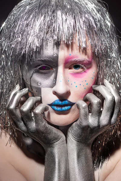 Woman with silver hair and hands — Stock Photo, Image