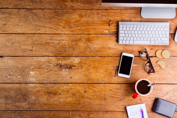 Bureau, gadgets en kantoorbenodigdheden. — Stockfoto