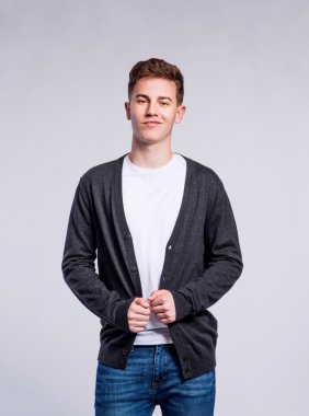 yakışıklı genç çocuk