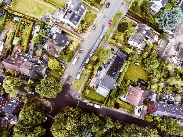 Hollanda kasabasının havadan görünümü, builidings, park, döner kavşak — Stok fotoğraf
