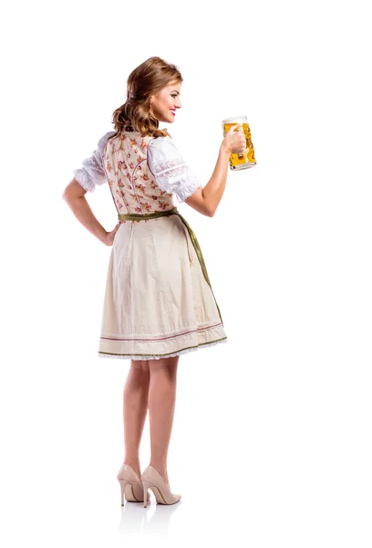 Mulher em vestido bávaro segurando cerveja — Fotografia de Stock