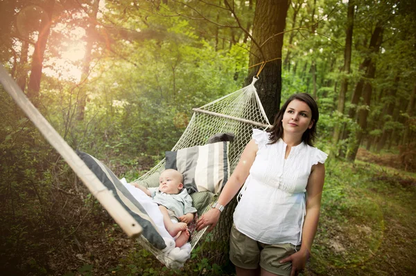 Spędzanie czasu z baby syn matka — Zdjęcie stockowe