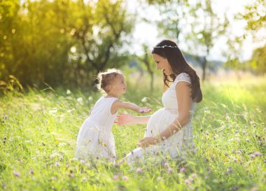 Kız annesi vakit geçirmek ile