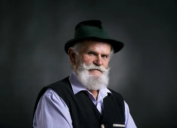 Old bearded bavarian man — Stock Photo, Image