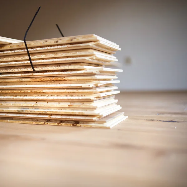 Pila de madera contrachapada —  Fotos de Stock