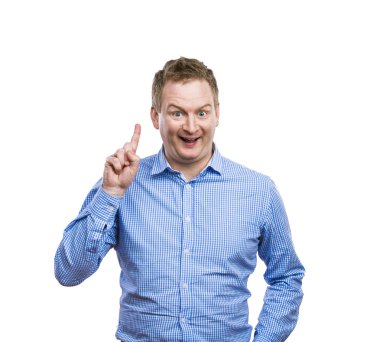 Parmak ile ayakta adam