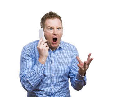 Telefon görüşmesi yapan adam.