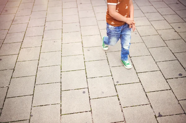 Kleine jongen — Stockfoto