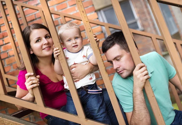 Familia con su hijo — Foto de Stock