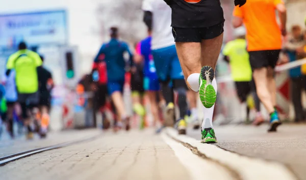 Corredores en la carrera de la ciudad — Foto de Stock